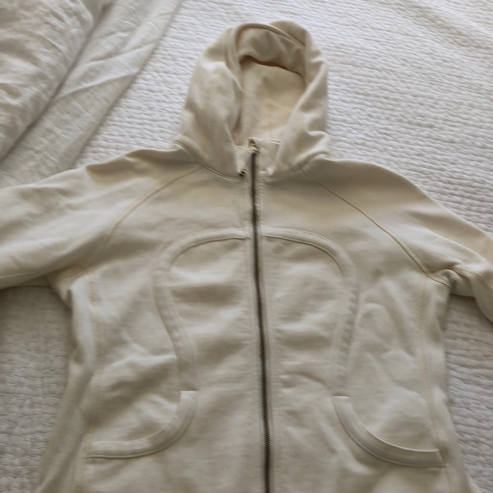 Lululemon Scuba sweatshirt